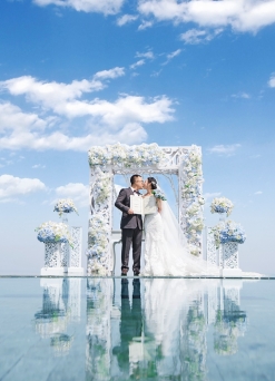 刘小姐的天空之镜婚礼